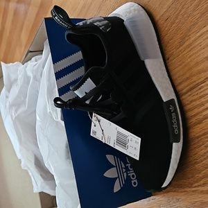 NWT Women's NMD_R1 Black and White Sneakers
